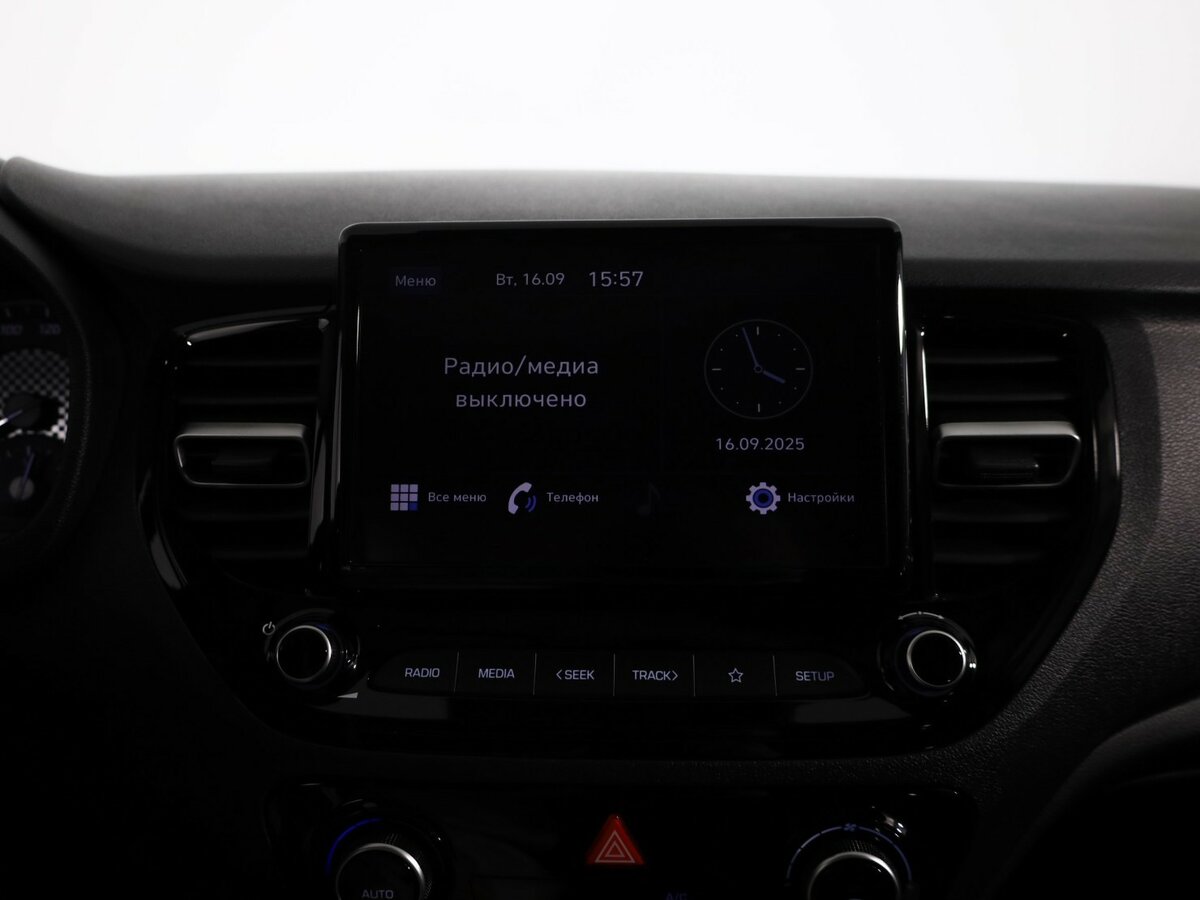 Hyundai Solaris II Рестайлинг, 2021 Фото №12